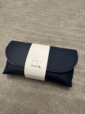 American Airlines X Raven + Lily Premium Economy Business Amenity Travel Kit Bag
